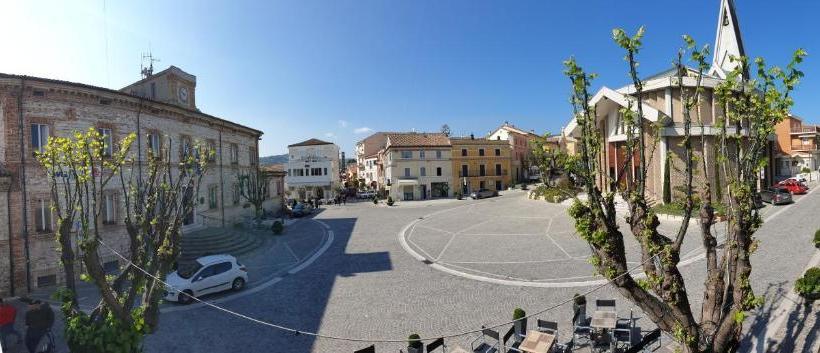 פנסיון Viverenumana