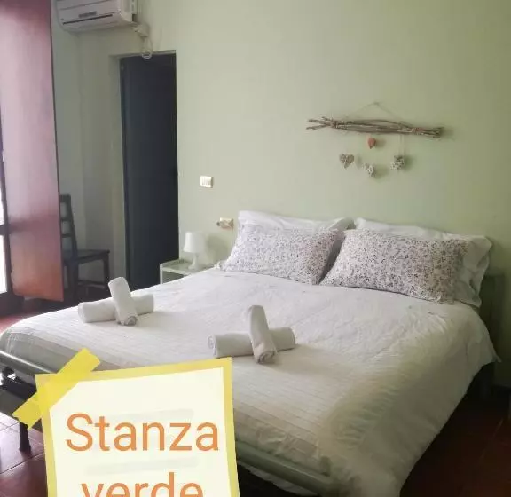 ホテル Agriturismo Boschi
