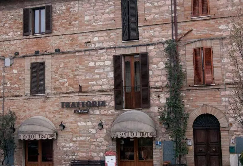 Majatalo Camere Santucci