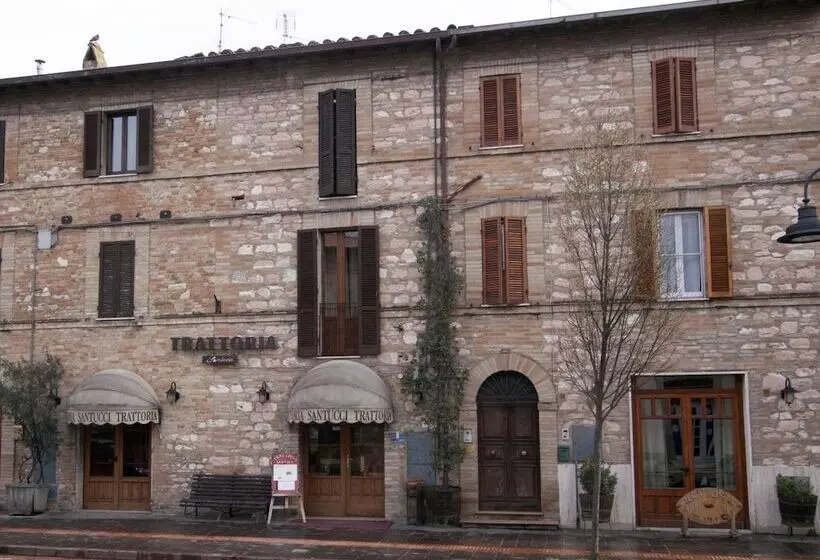 Majatalo Camere Santucci