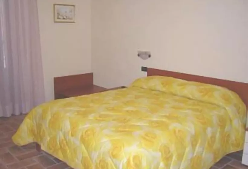 Majatalo Camere Santucci