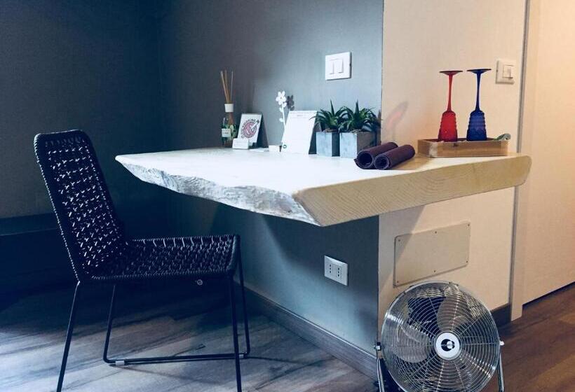 بنسيون Casa La Ringhera