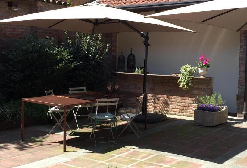 بنسيون Casa La Ringhera