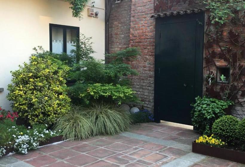 بنسيون Casa La Ringhera