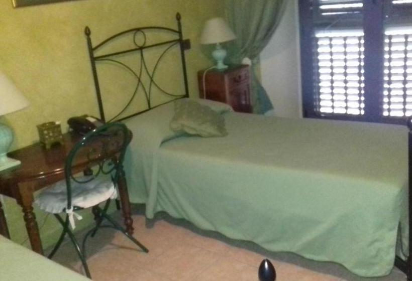 بنسيون Il Girasole