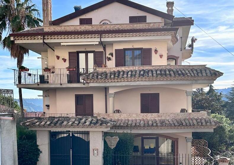 ペンション Piccola Dimora Villa Candido