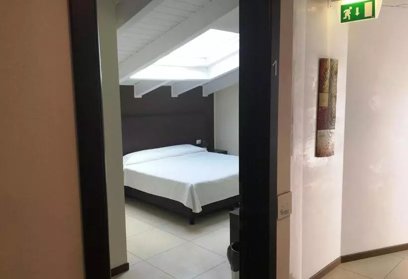 ペンション Residenza S.event B&b