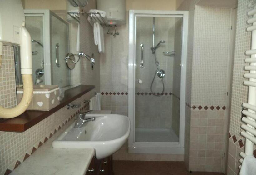 Residence Casale Mostacciano