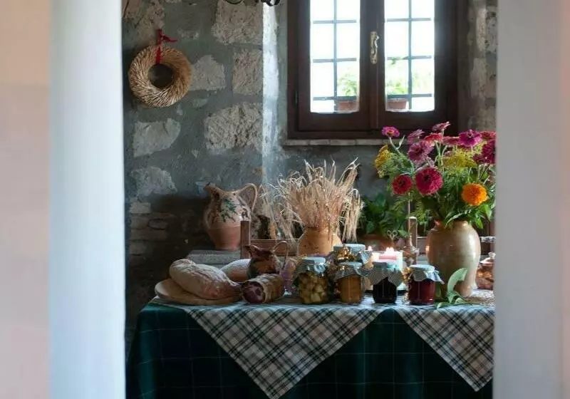 ホテル Agriturismo Fattoria La Cacciata