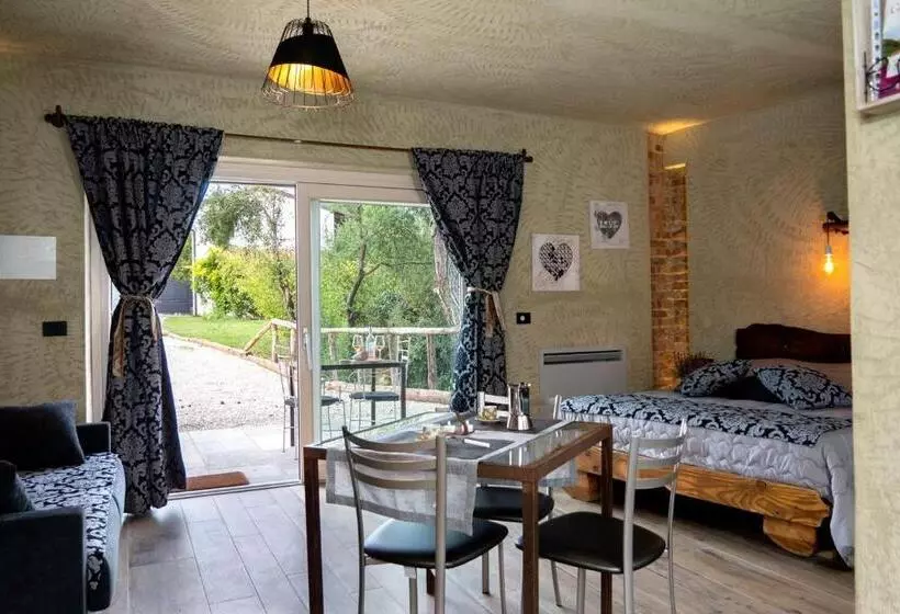 ホテル Villa Laura