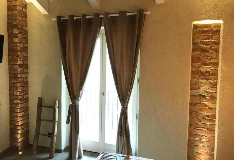 ホテル Villa Laura