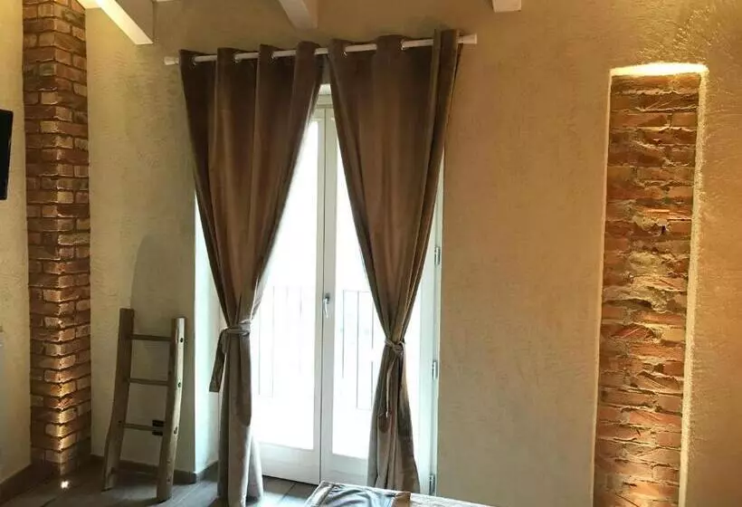 ホテル Villa Laura