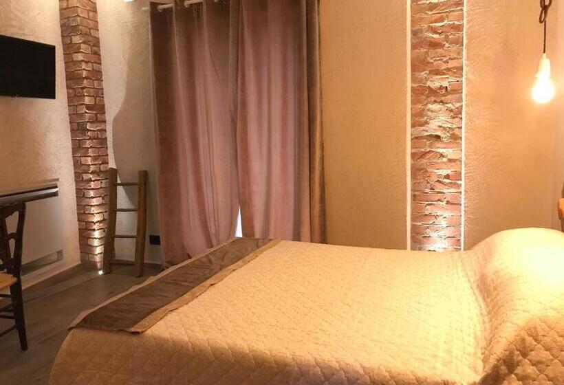 ホテル Villa Laura