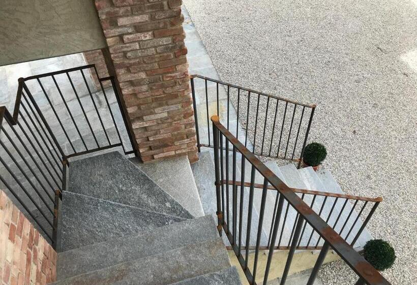 ホテル Villa Laura