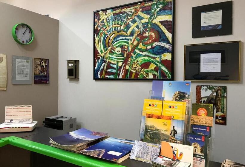 פנסיון Civico7