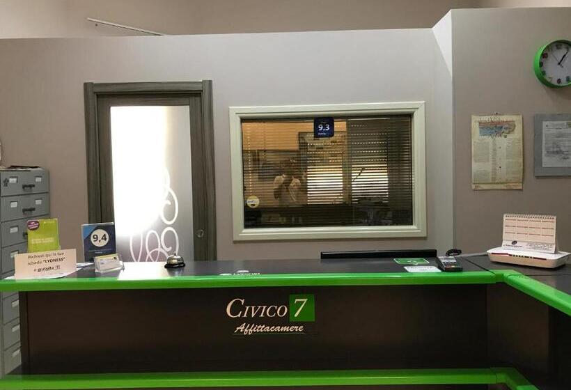 פנסיון Civico7