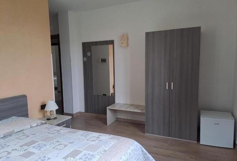 ホテル Agriturismo A' Taversa