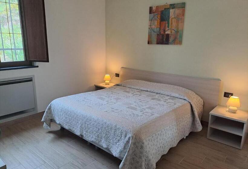 ホテル Agriturismo A' Taversa