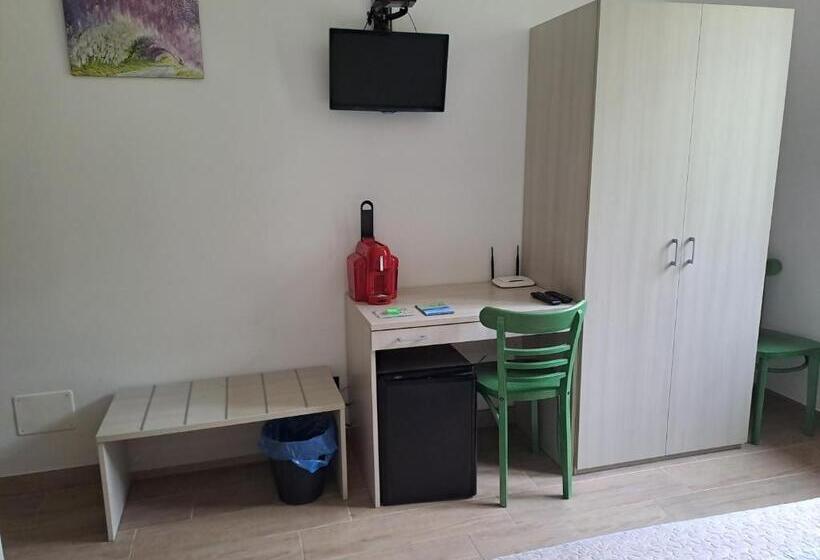 ホテル Agriturismo A' Taversa