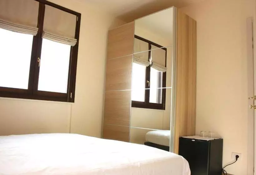 هتل Agriturismo Deviscio