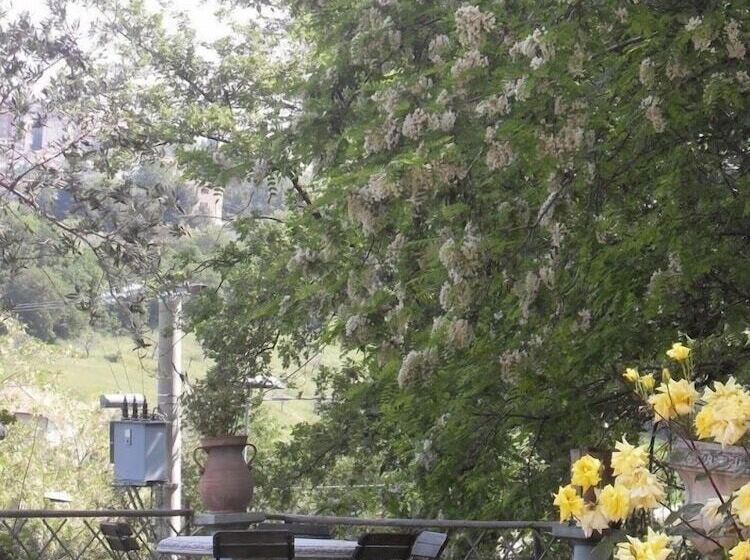 فندق Agriturismo Il Quadrifoglio