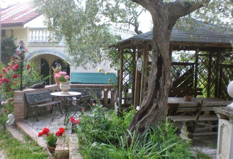 فندق Agriturismo Il Quadrifoglio