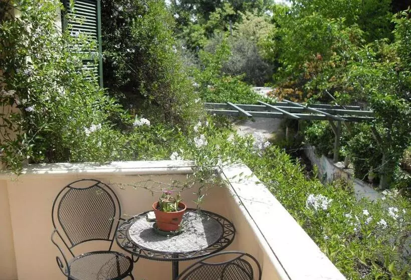 هتل Agriturismo Il Quadrifoglio