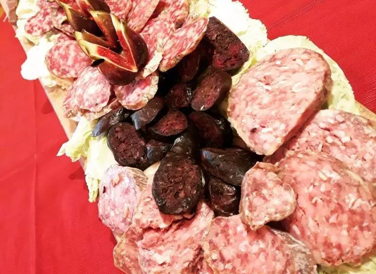 هتل Agriturismo La Miniera