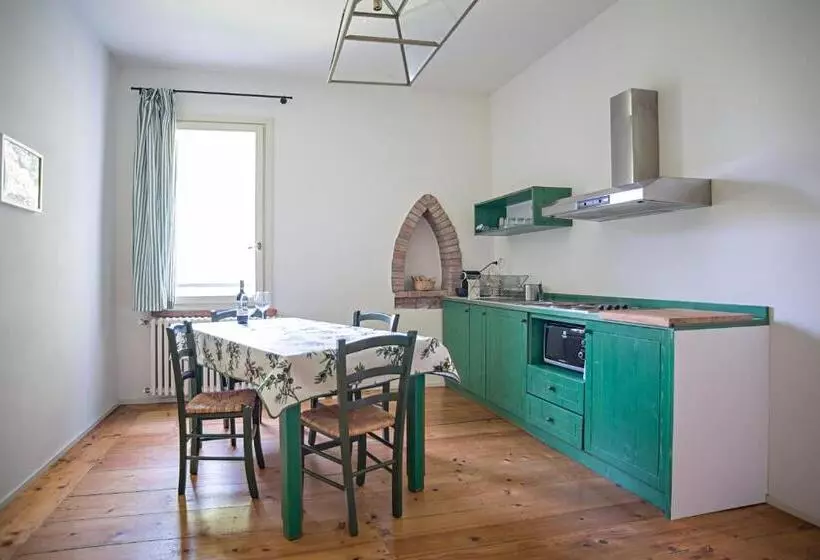 ホテル Agriturismo Lecolombare