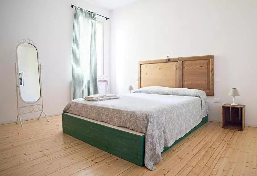ホテル Agriturismo Lecolombare