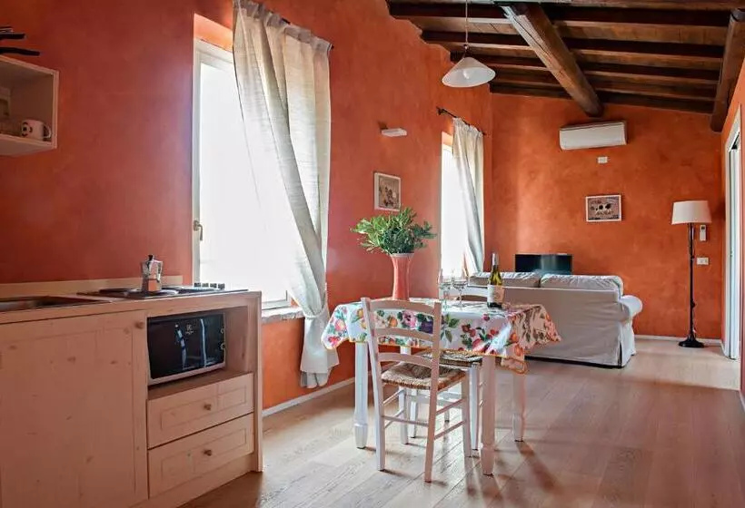 ホテル Agriturismo Lecolombare