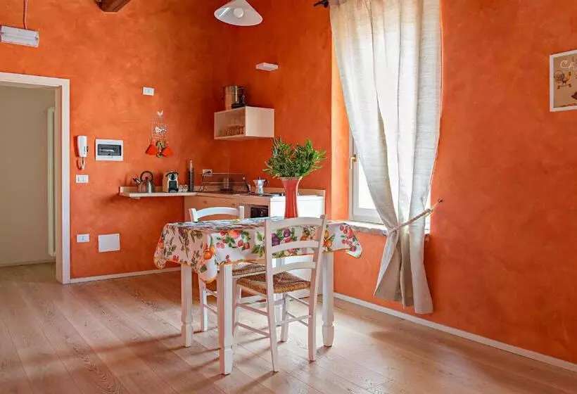 ホテル Agriturismo Lecolombare