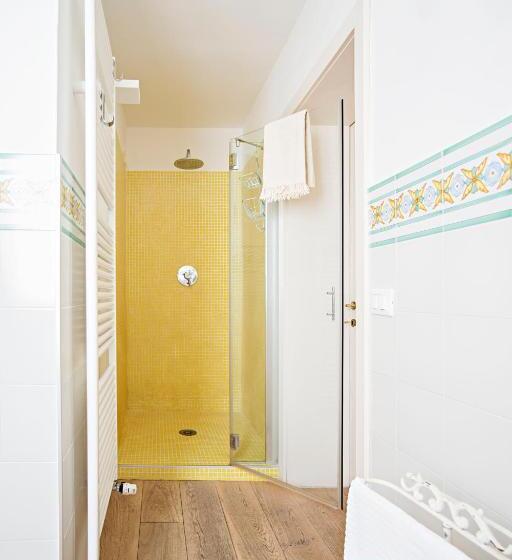 בית מלון כפרי Agriturismo Lecolombare