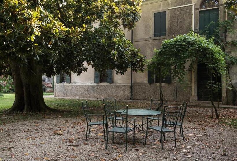 בית מלון כפרי Agriturismo Lecolombare