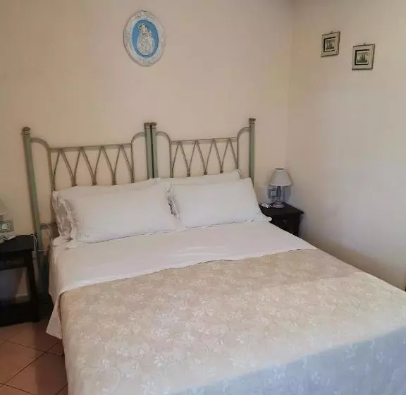 Hotelli Agriturismo Pettinari