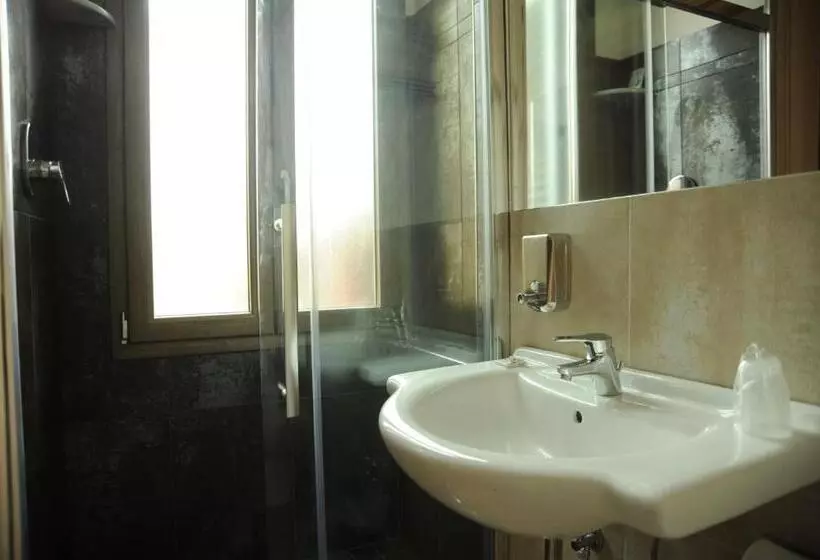 پانسیون Guesthouse Buonarroti Florence
