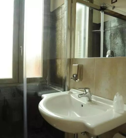 پانسیون Guesthouse Buonarroti Florence