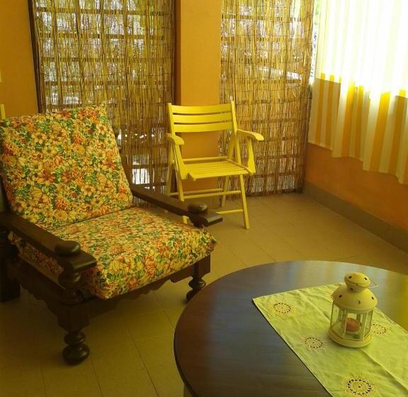 ペンション La Casa Rosa