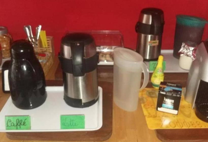 ペンション La Casa Rosa