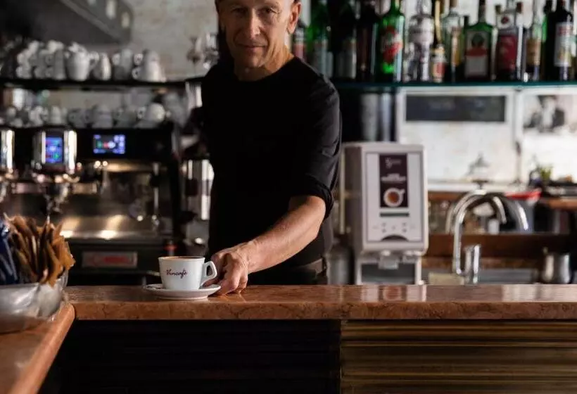 ペンション Vincafè