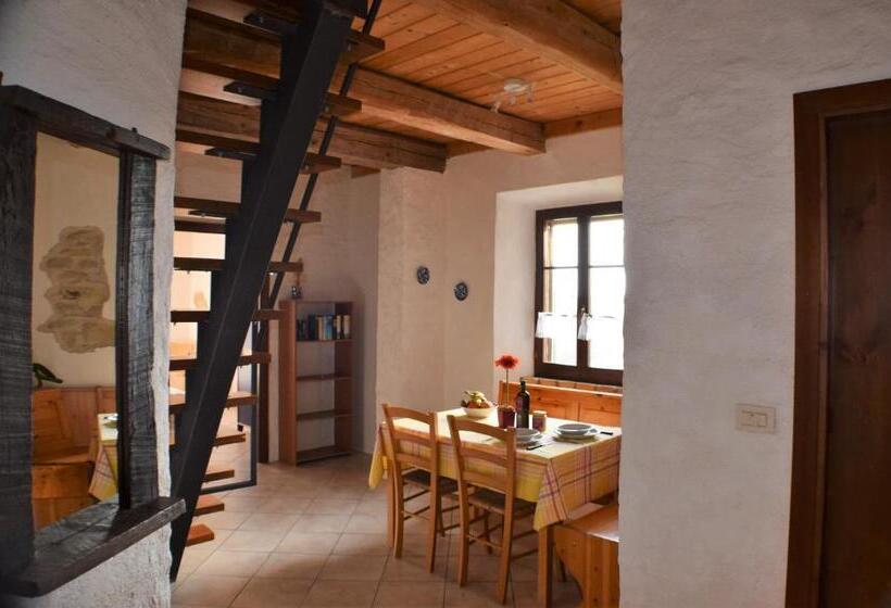 בית מלון כפרי Agriturismo Alla Vecchia Quercia