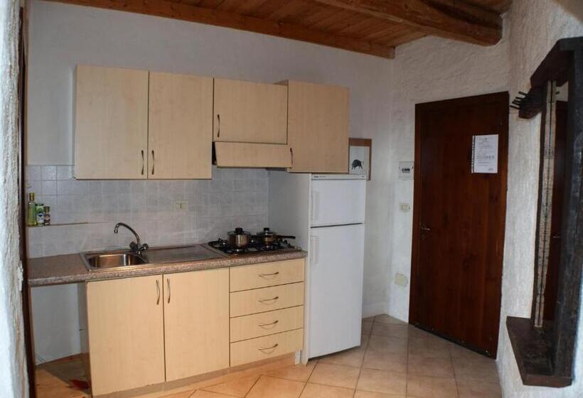 בית מלון כפרי Agriturismo Alla Vecchia Quercia