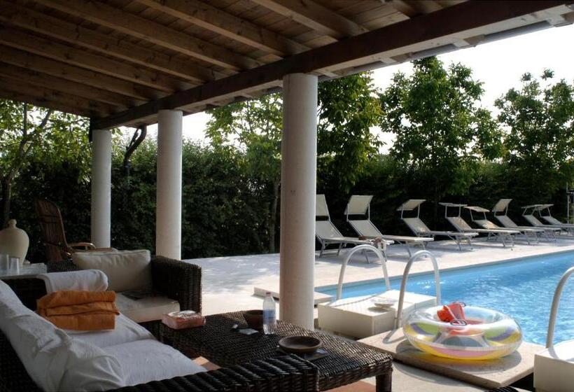 בית מלון כפרי Agriturismo Corte Spino