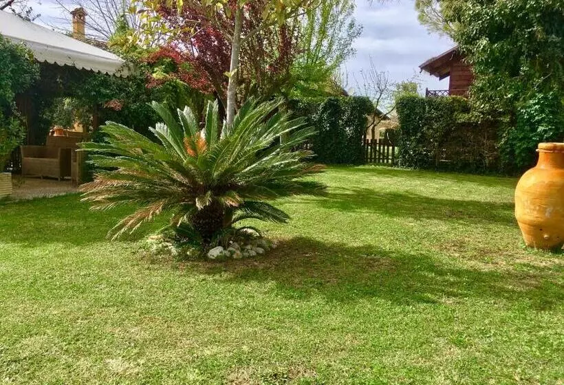 Hotelli Agriturismo Il Casale