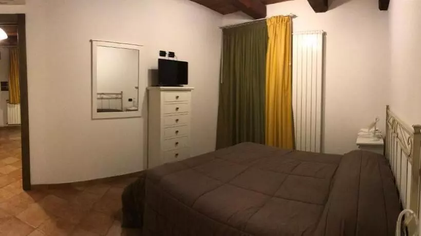 Hotelli Agriturismo Il Casale