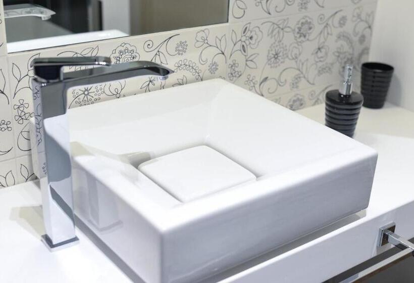 Hotel Hurz Giardino Sannita