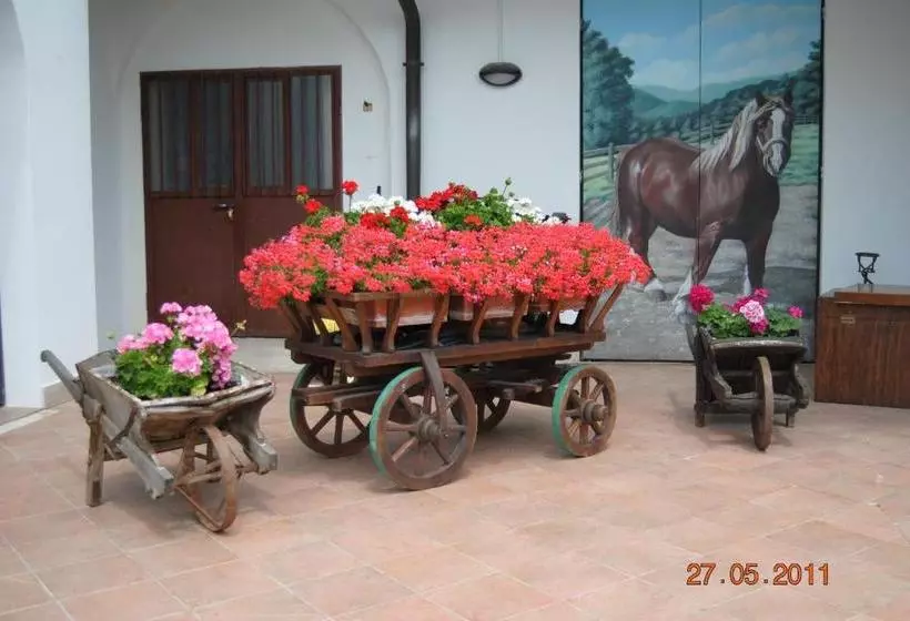 ホテル La Pioppa Agriturismo