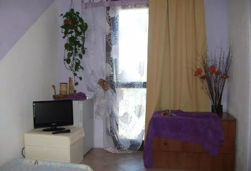 ペンション Bed And Breakfast Da Gigi E Antonella