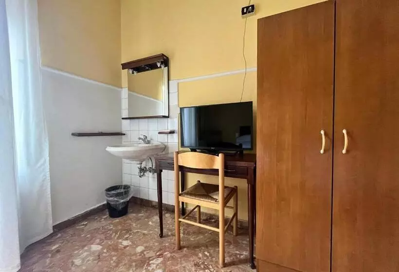 ペンション Parini