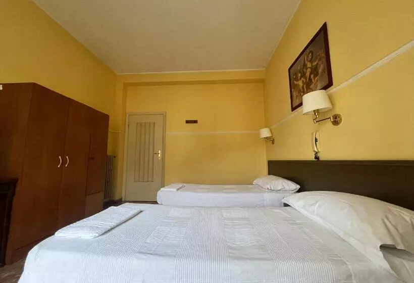 ペンション Parini